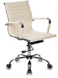 Кресло руководителя CH-883-LOW бежевого цвета